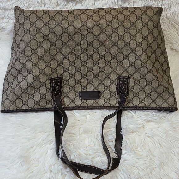 💯 Authentic Gucci Tote Bag 🍀 - Picture 9 of 16